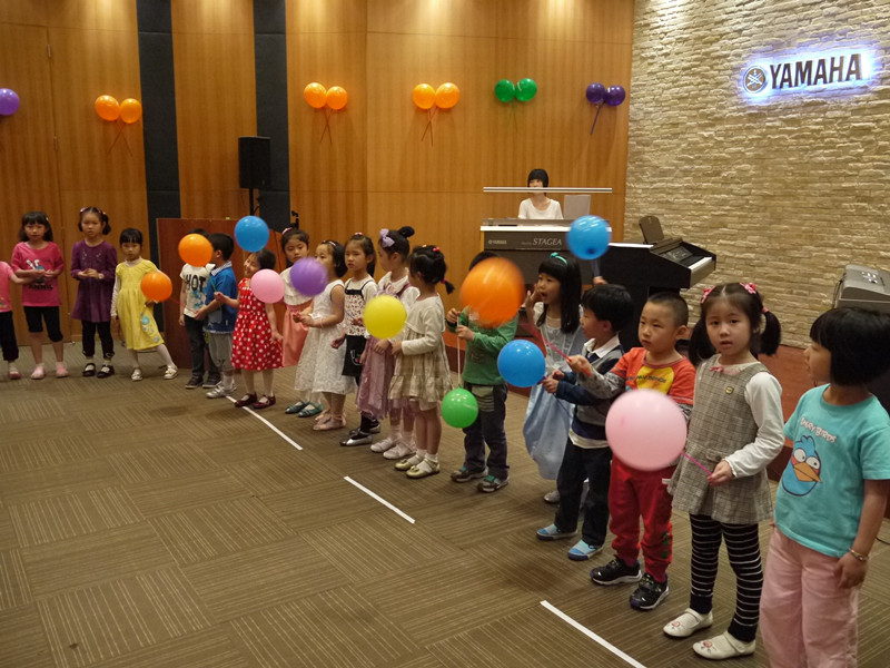环球360音乐中心上海静安总店“欢度六一环球360的节日”音乐会成功举办 