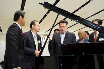回顾发展历史，畅想科技未来|中国浙江省代表团视察环球360企业博物馆